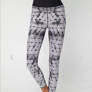 NWOT Ultracor Get It Fast Shibori Ultra High Legging